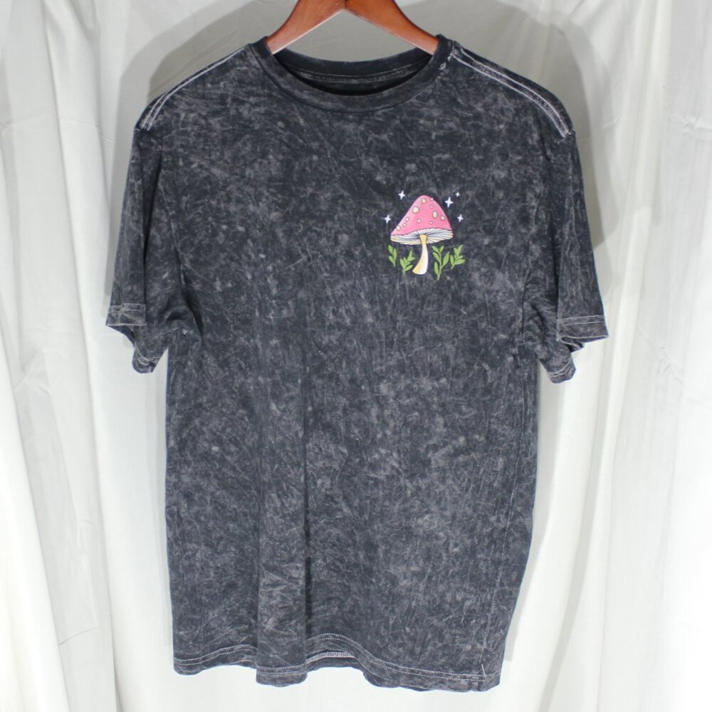 Rebellious One "Kindness is Magic" Mushroom Short Sleeve T-Shirt - Size XL